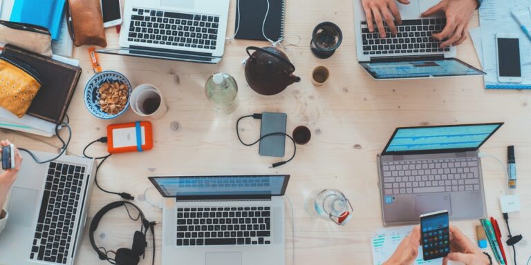 AI Solutions Transforming Insurance Industry Challenges: How Artificial Intelligence Enhances Claims, Underwriting, Risk Management, and Customer Experience